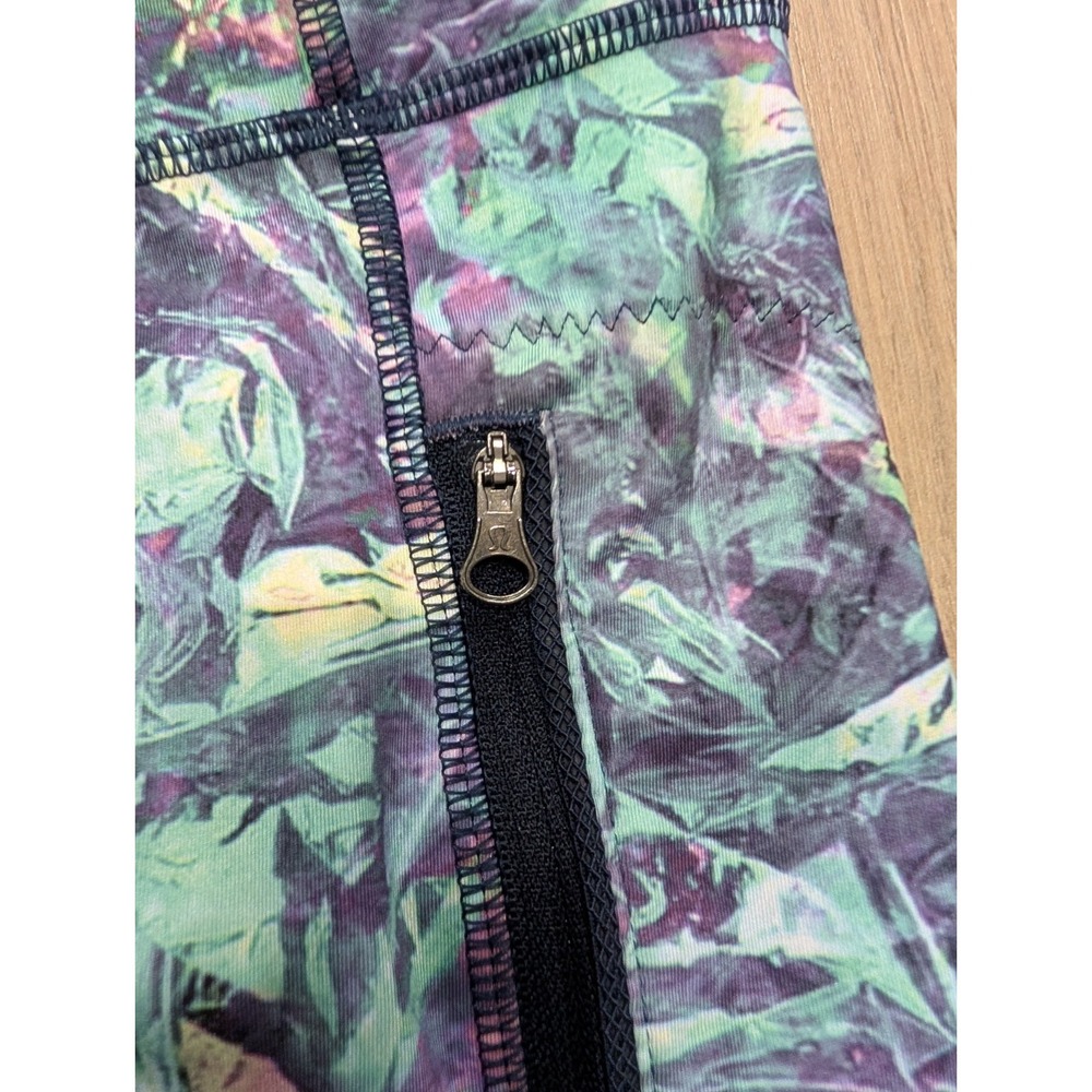 Lululemon Inspire Tight I| *Full-On
Luxtreme Mesh Iridescent Multi/
Naval Blue 8 - Picture 2 of 16